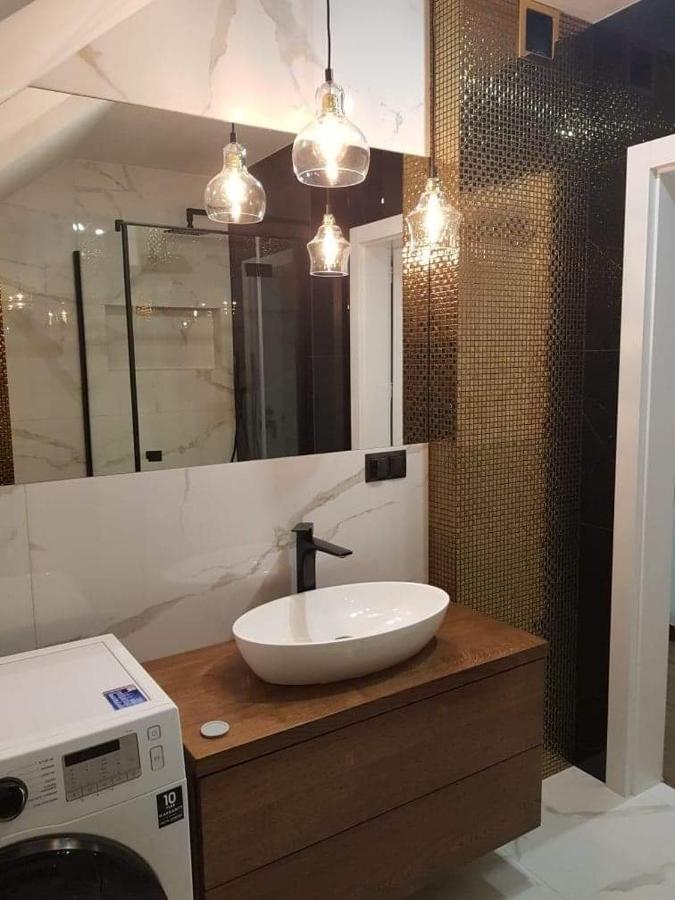 Mieszkanie Do Wynajecia Stroza  Exterior foto
